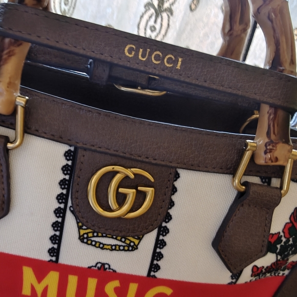 Monogram Canvas And Leather Fashion Bag - Picture 5 of 15